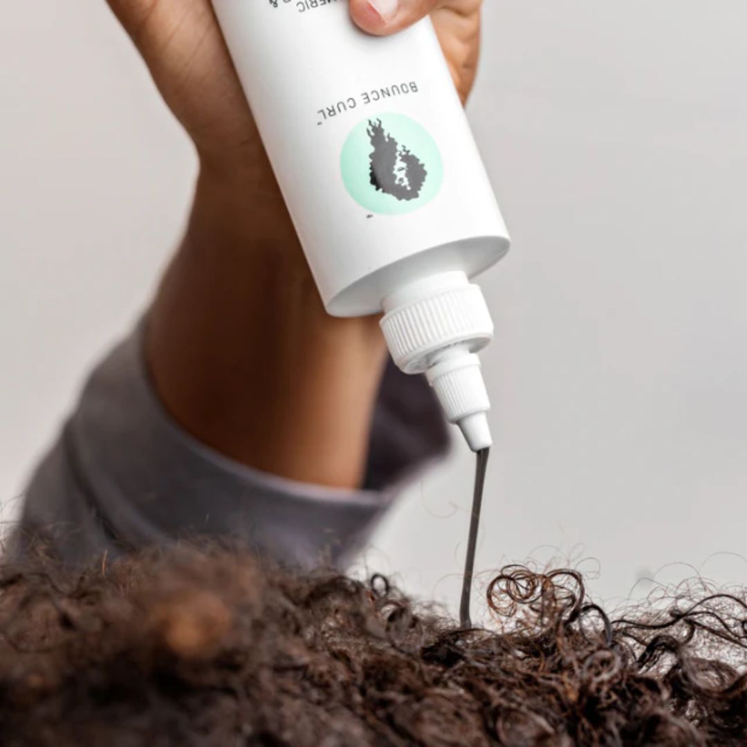 Bounce Curl Kurkuma klärende Haar- und Kopfhautmaske 237ml