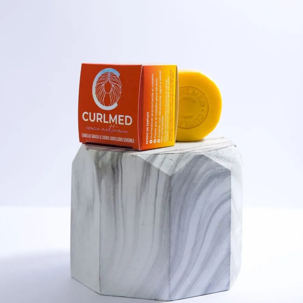 CurlMed Festes Shampoo für fettiges Haar und empfindliche Kopfhaut 80g