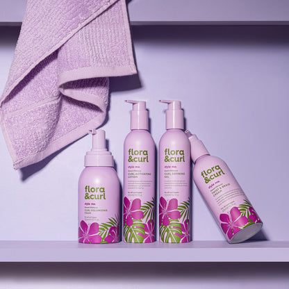 Flora &amp; Curl Style Me Sweet Hibiscus Locken definierendes Gel 300ml