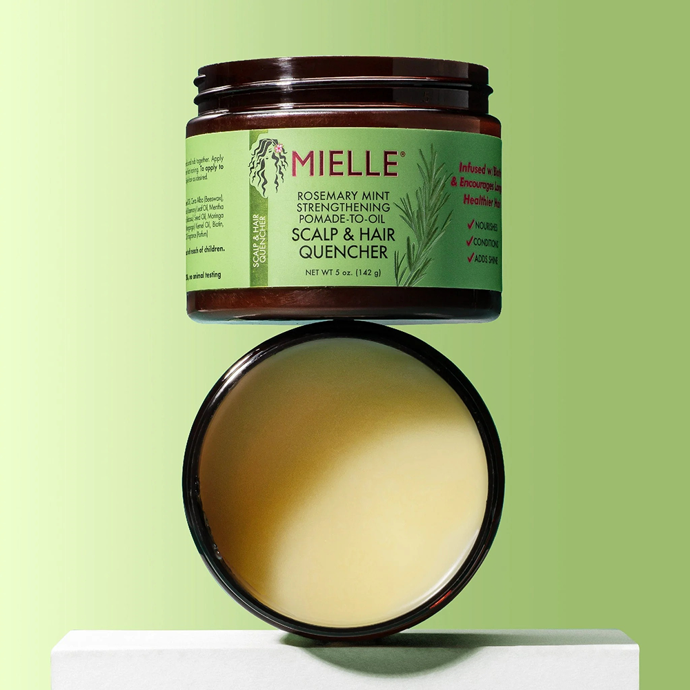 Mielle Rosemary Mint Pomade to Oil Hair &amp; Scalp Quencher 142g