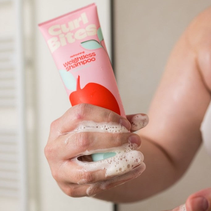Curl Bites Erfrischendes, schwereloses Shampoo 250ml
